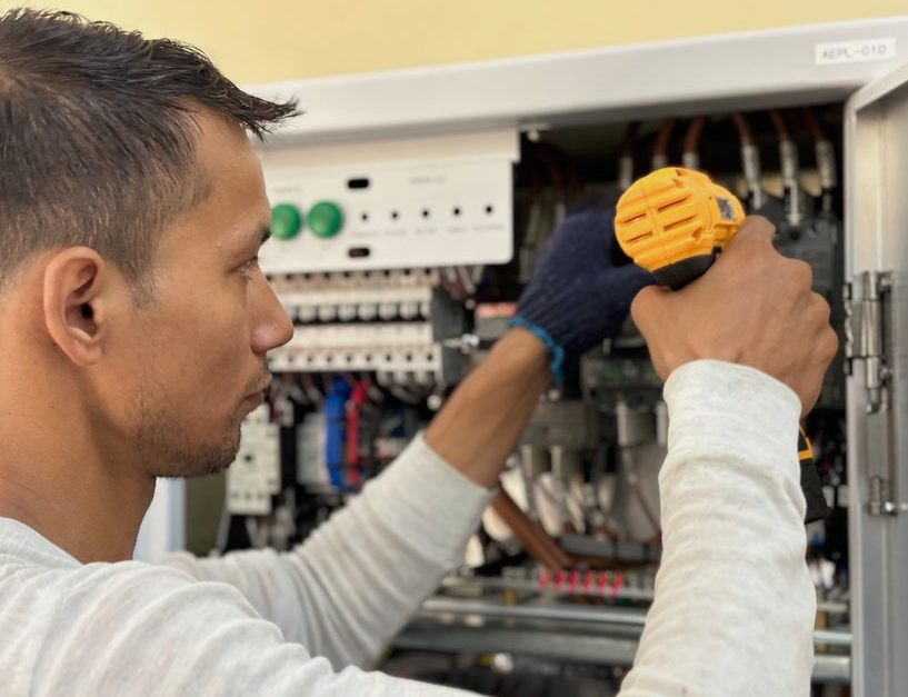 Electrician Hiring Guide in Pocatello
